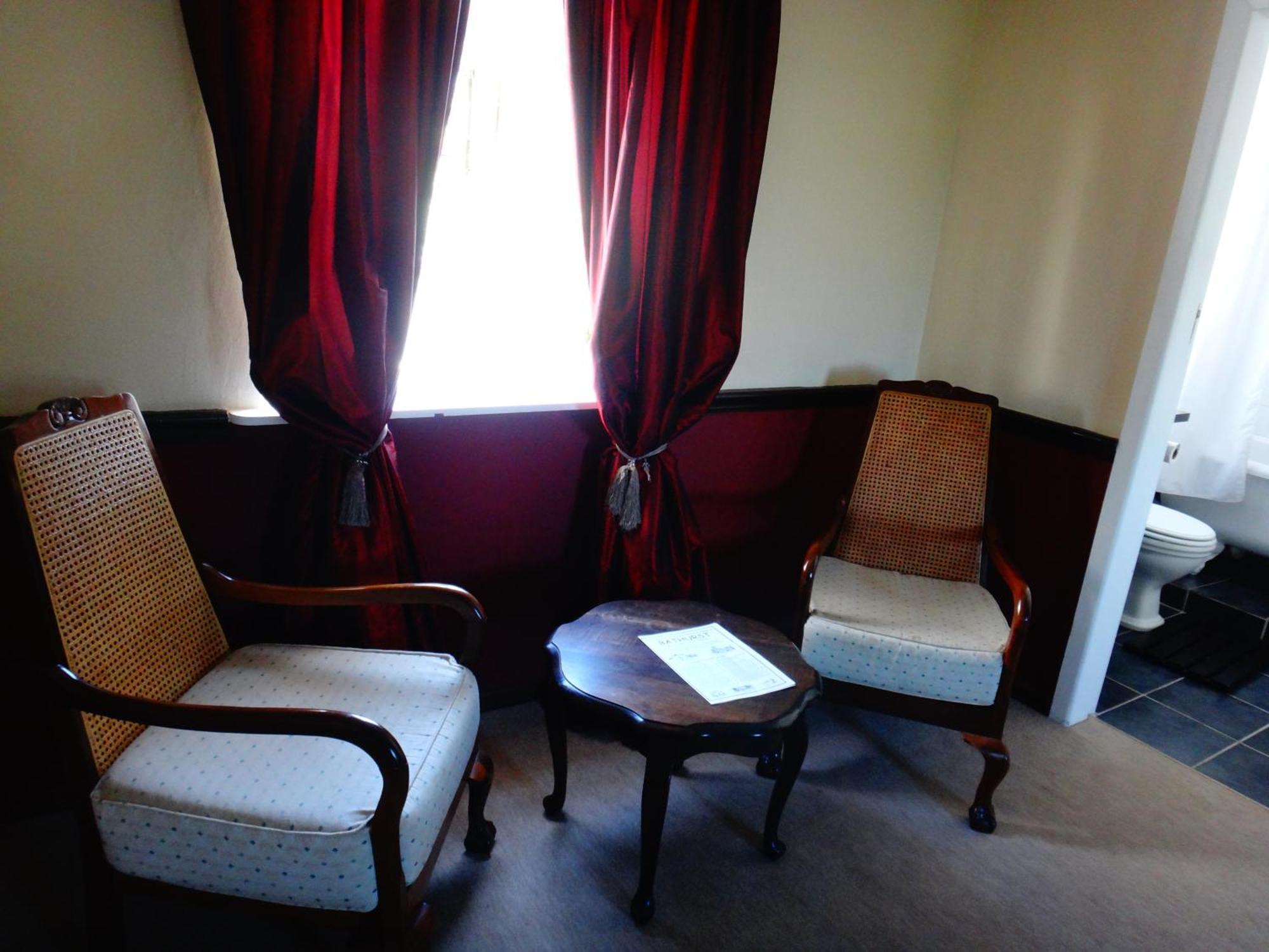 The Historic Pig And Whistle Inn Bathurst Habitación foto